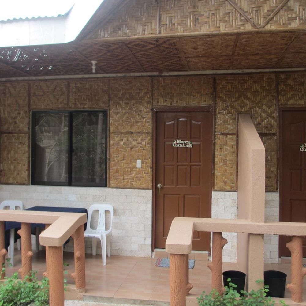 Alona Grove Tourist Inn Tawala  Dış mekan fotoğraf