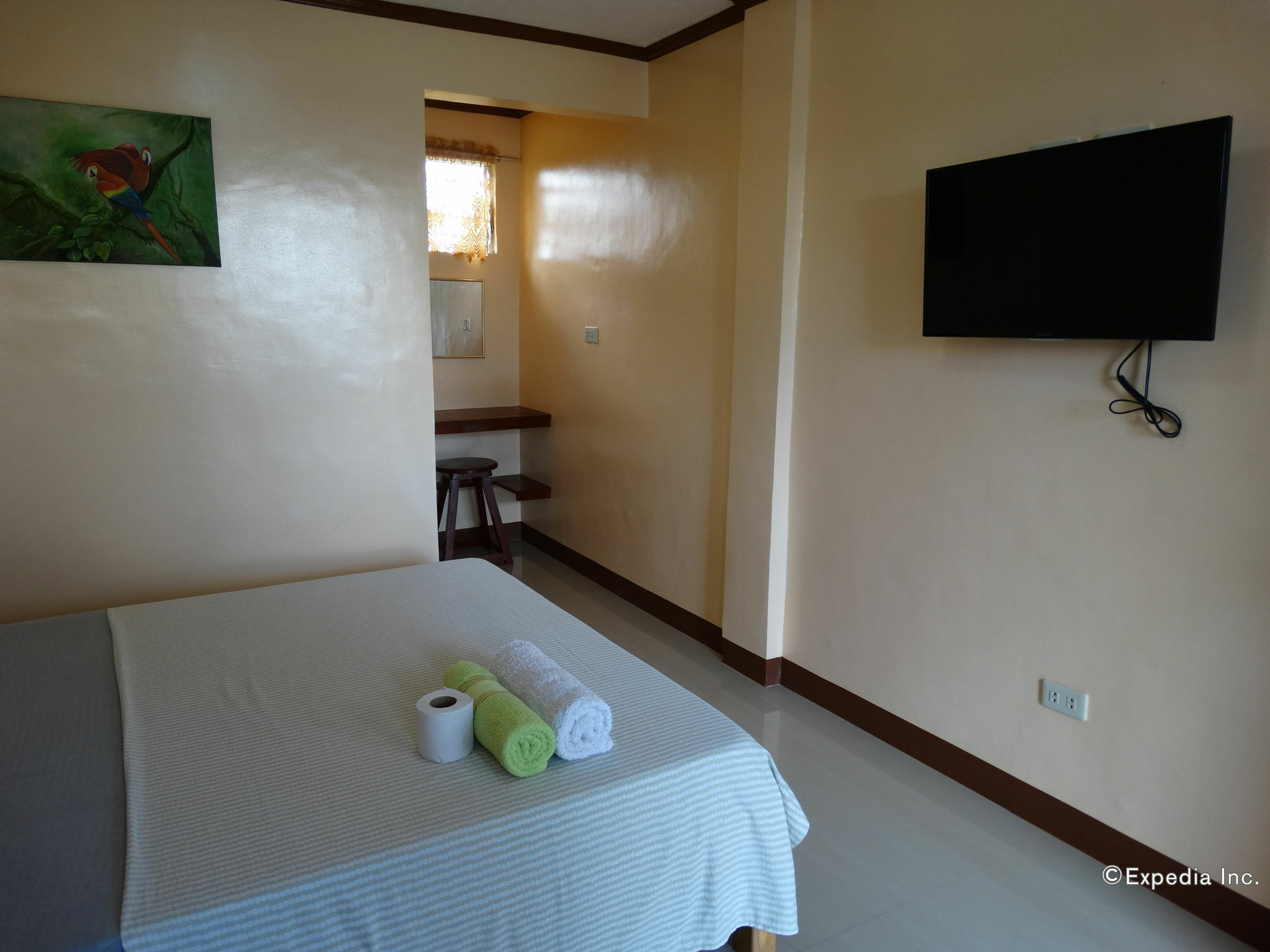 Alona Grove Tourist Inn Tawala  Dış mekan fotoğraf